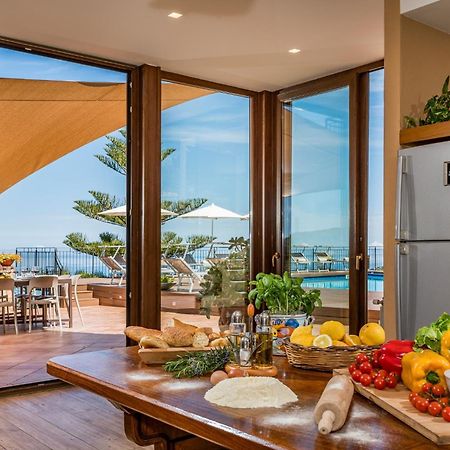 Villa Provenza 12&4, Emma Villas Cefalu Exterior photo