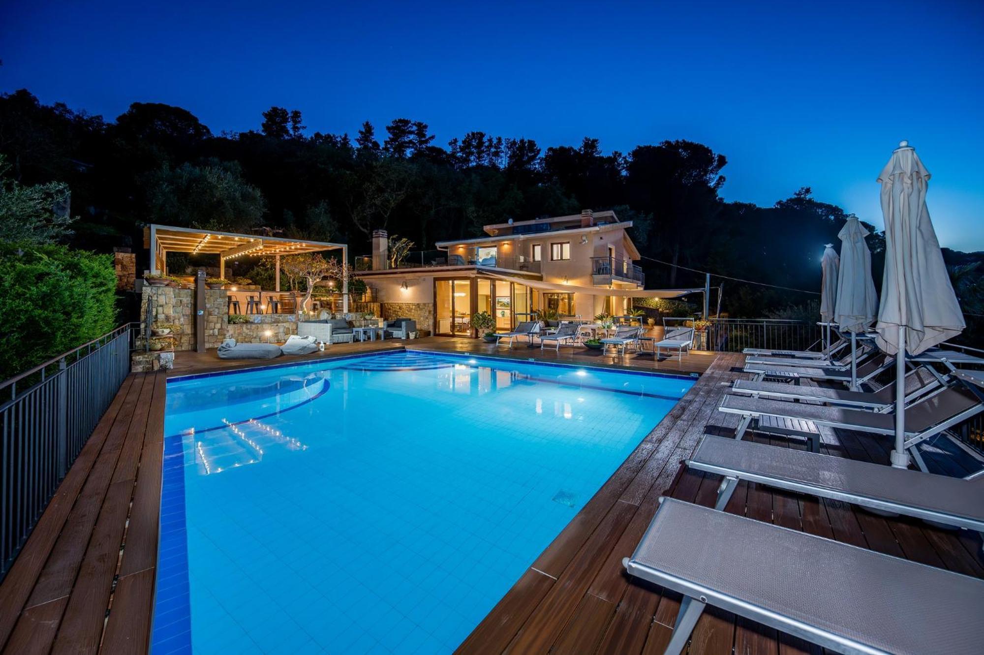 Villa Provenza 12&4, Emma Villas Cefalu Exterior photo